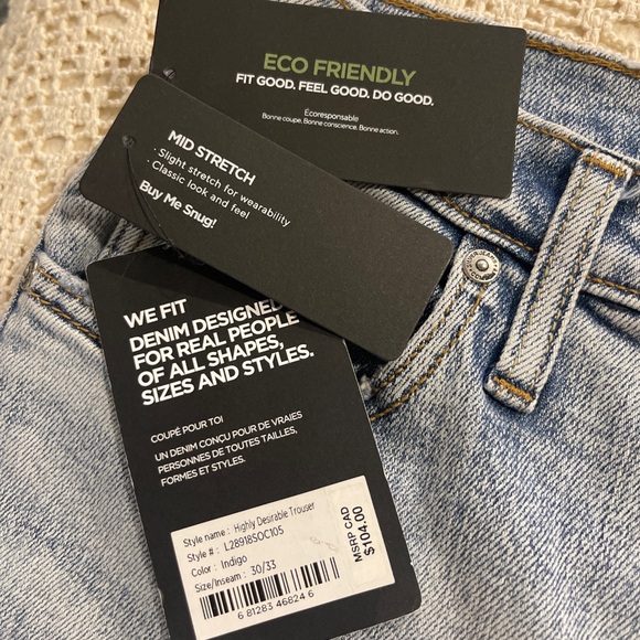 Silver Jeans ECO- FRIENDLY Highly Desirable High-Rise Trouser-Leg Jeans - Picture 4 of 8